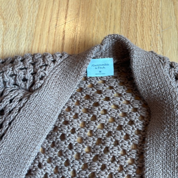 NWOT Abercrombie & Fitch Mesh Stitch Cardigan - Picture 3 of 4